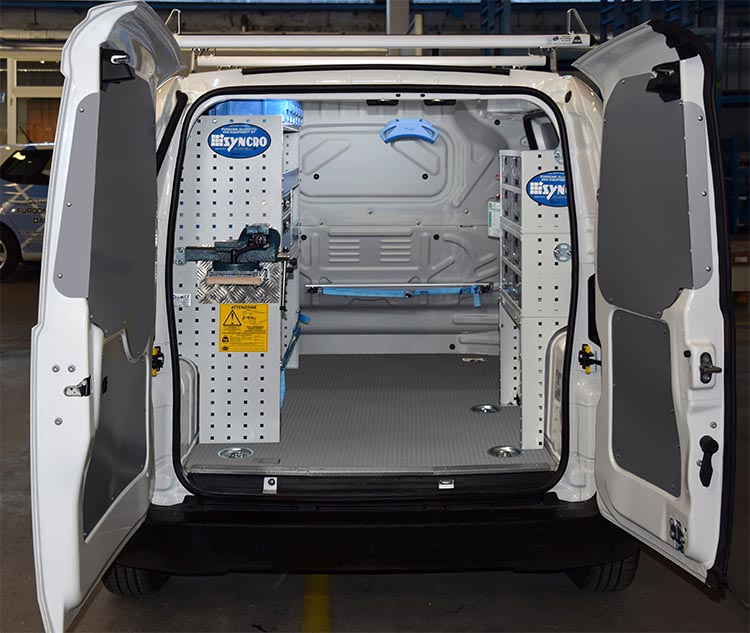 Fiorino equipado con mobiliario Syncro Ultra México y Chile