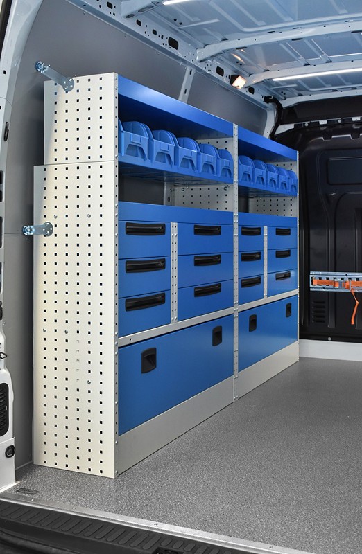 Interstar2023 con cajones metálicos y estantes varios Syncro Ultra México y Chile