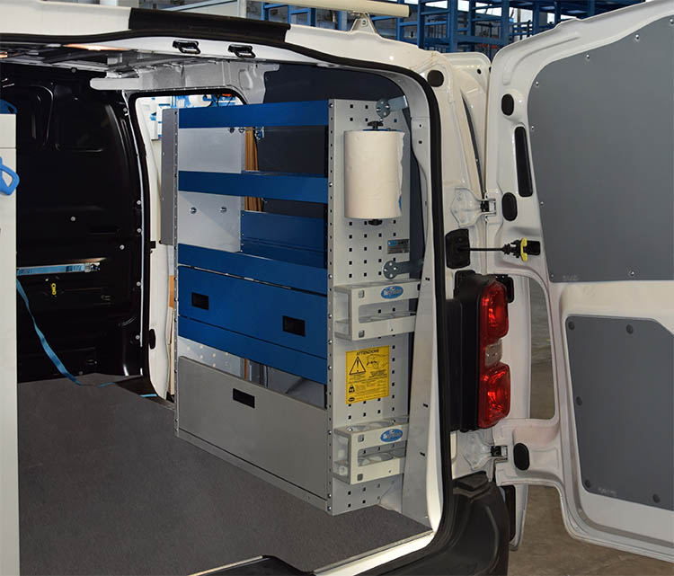 Proace con accesorios del sistema Syncro México y Chile