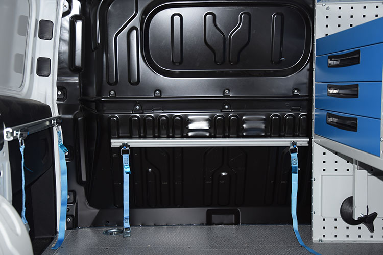 Separación inferior con barra y correa de sujeción Syncro México y Chile