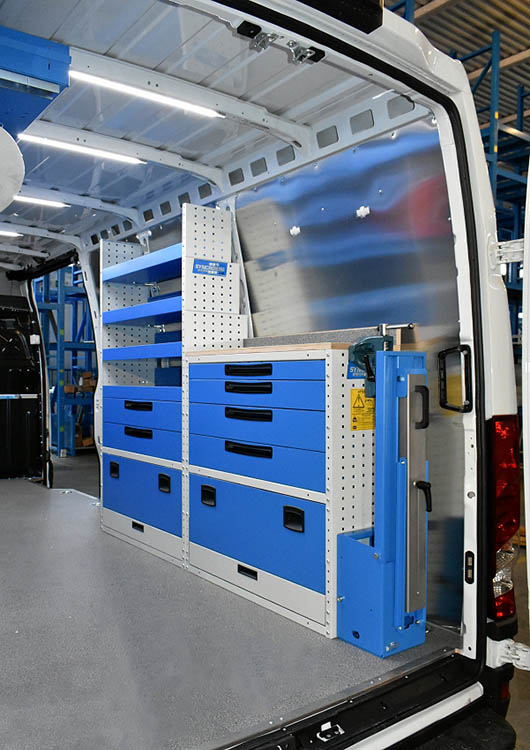 Daily con banco de trabajo Syncro System México y Chile