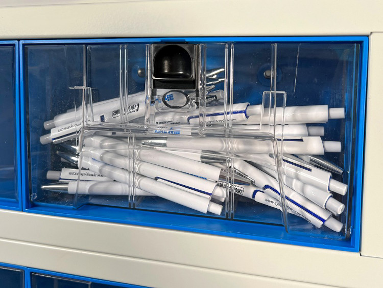 Aparador ancho transparente Syncro System México y Chile