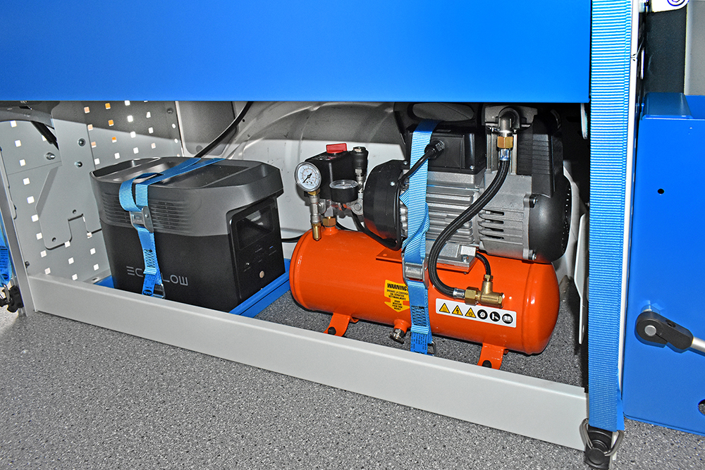 Estación de energía Ecoflow integrada en el equipamiento Syncro a bordo del Daily México y Chile